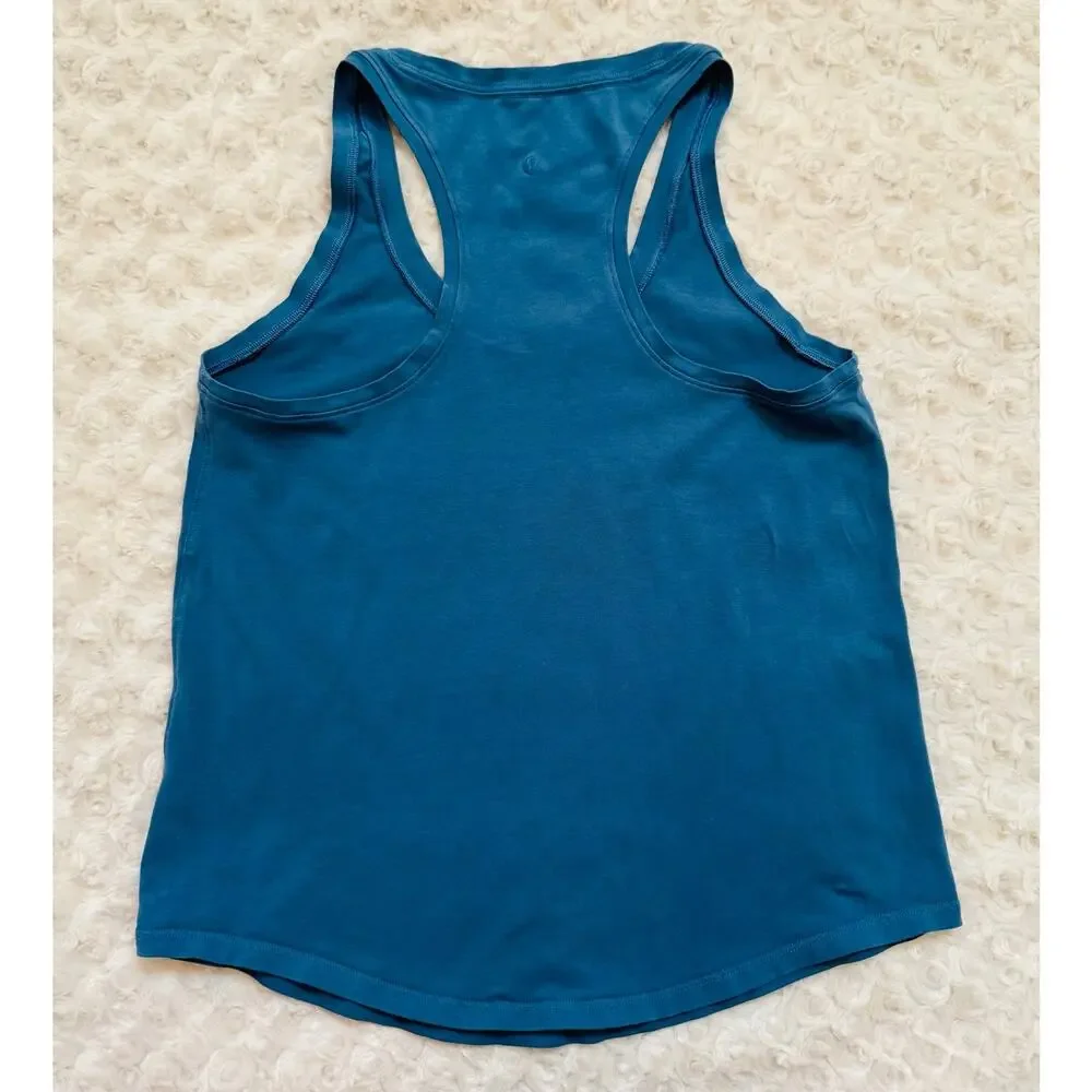 Lululemon Athletica lots reasons